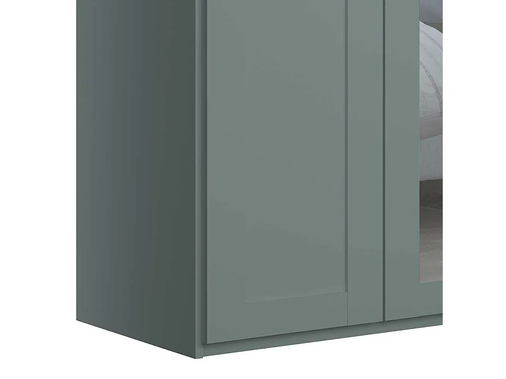 Drehtürenkleiderschrank Graugruen im Landhausstil Spiegeltür
