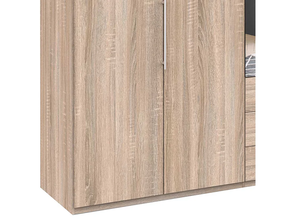 Schlafzimmerkleiderschrank in Eiche Sägerau Spiegel