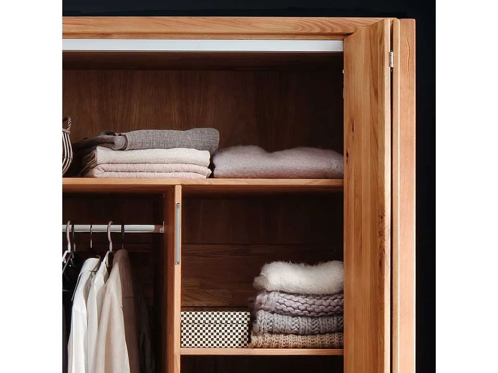 Holzkleiderschrank aus Wildeiche Massivholz Falttüren