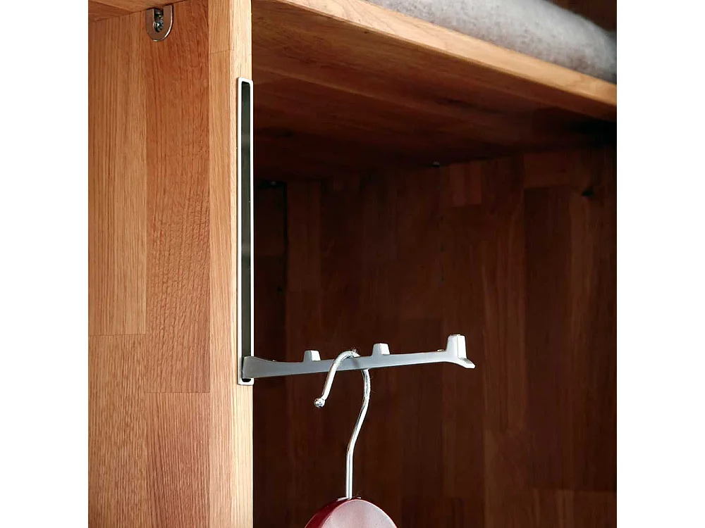 Holzkleiderschrank aus Wildeiche Massivholz Falttüren