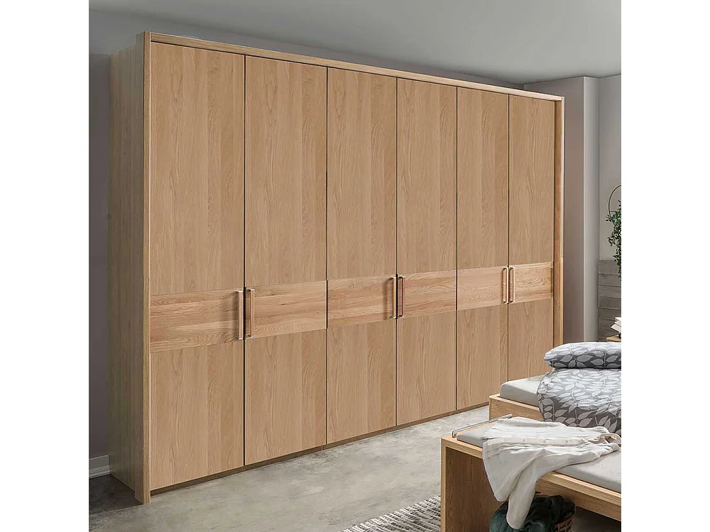 Schlafzimmerkleiderschrank aus Eiche teilmassiv 6-türig