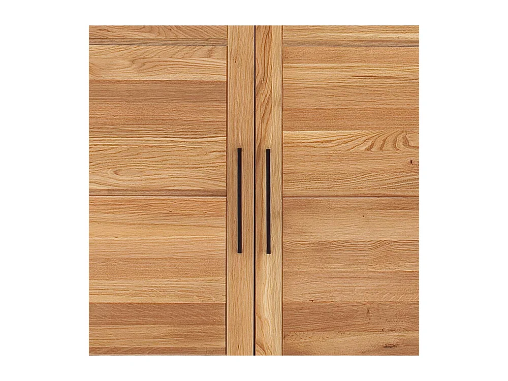 Massiver Holzkleiderschrank aus Wildeiche vier Türen