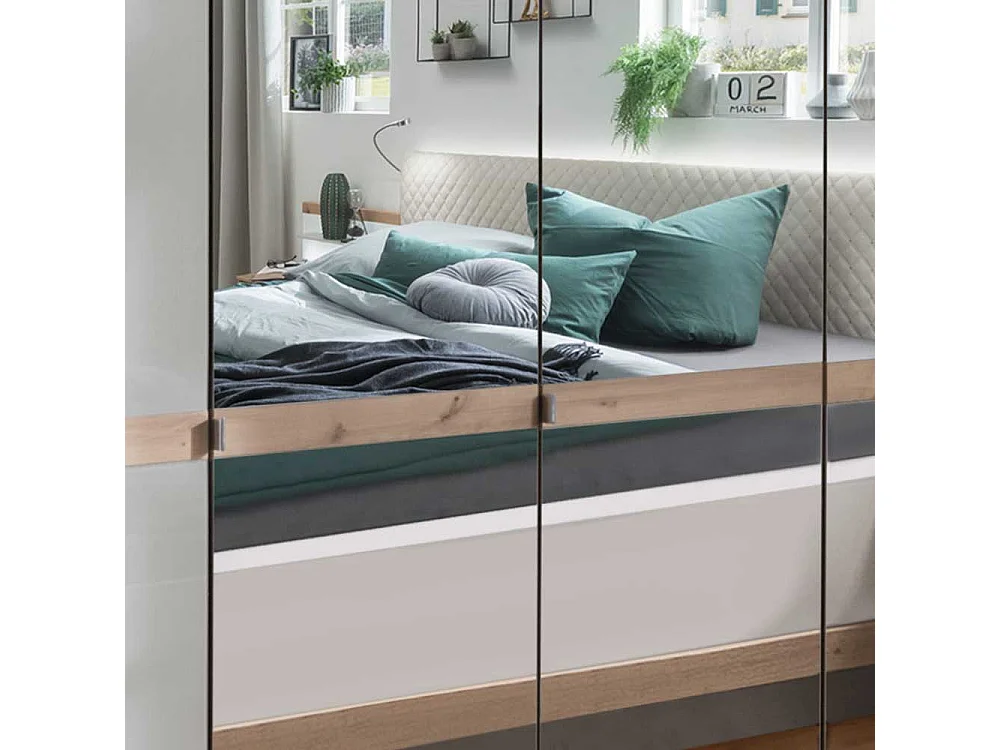 Schlafzimmerkleiderschrank in Beige und Eiche Bianco Spiegeltüren