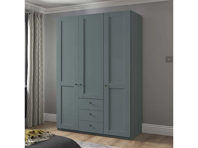 Landhausschrank Schlafzimmer in Graugrün 150 cm breit - 216 cm hoch