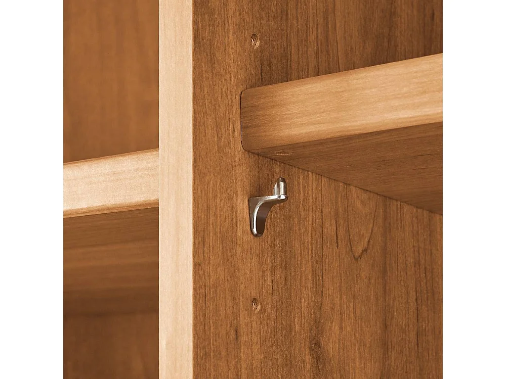 Holzkleiderschrank Drehtürenkleiderschrank Made in Germany in modernem Design