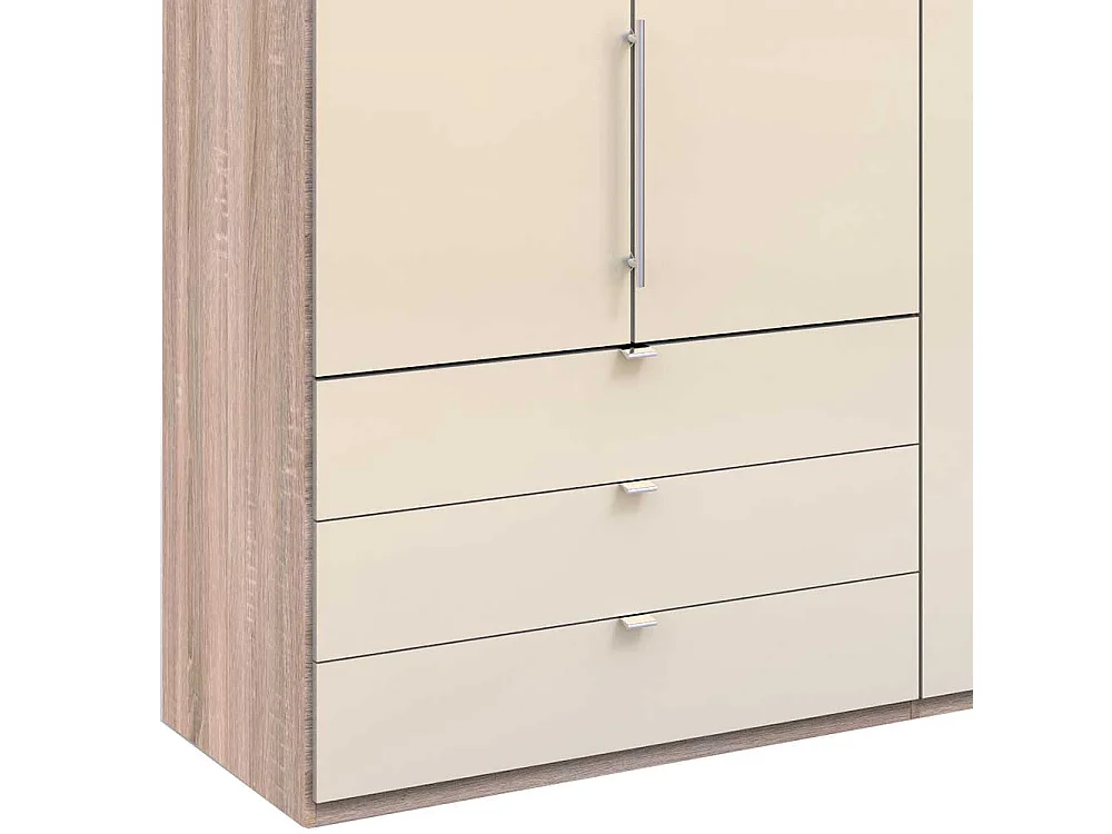 Gleittüren Panoramaschrank mit viel Stauraum glasbeschichtet