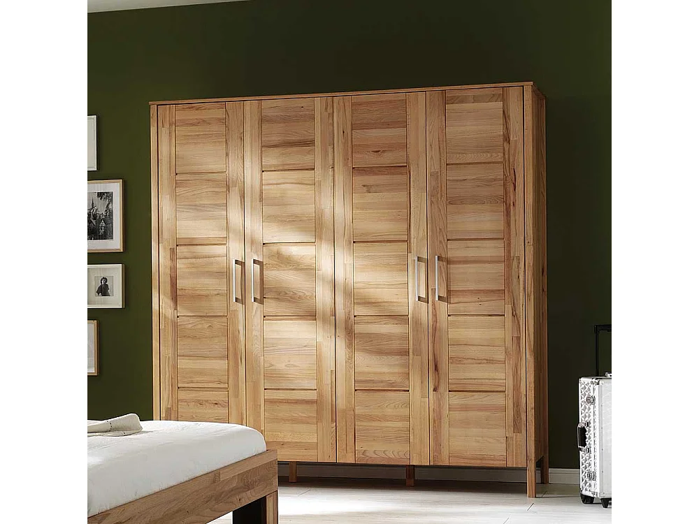 Massivholzschrank mit Drehtüren massiv