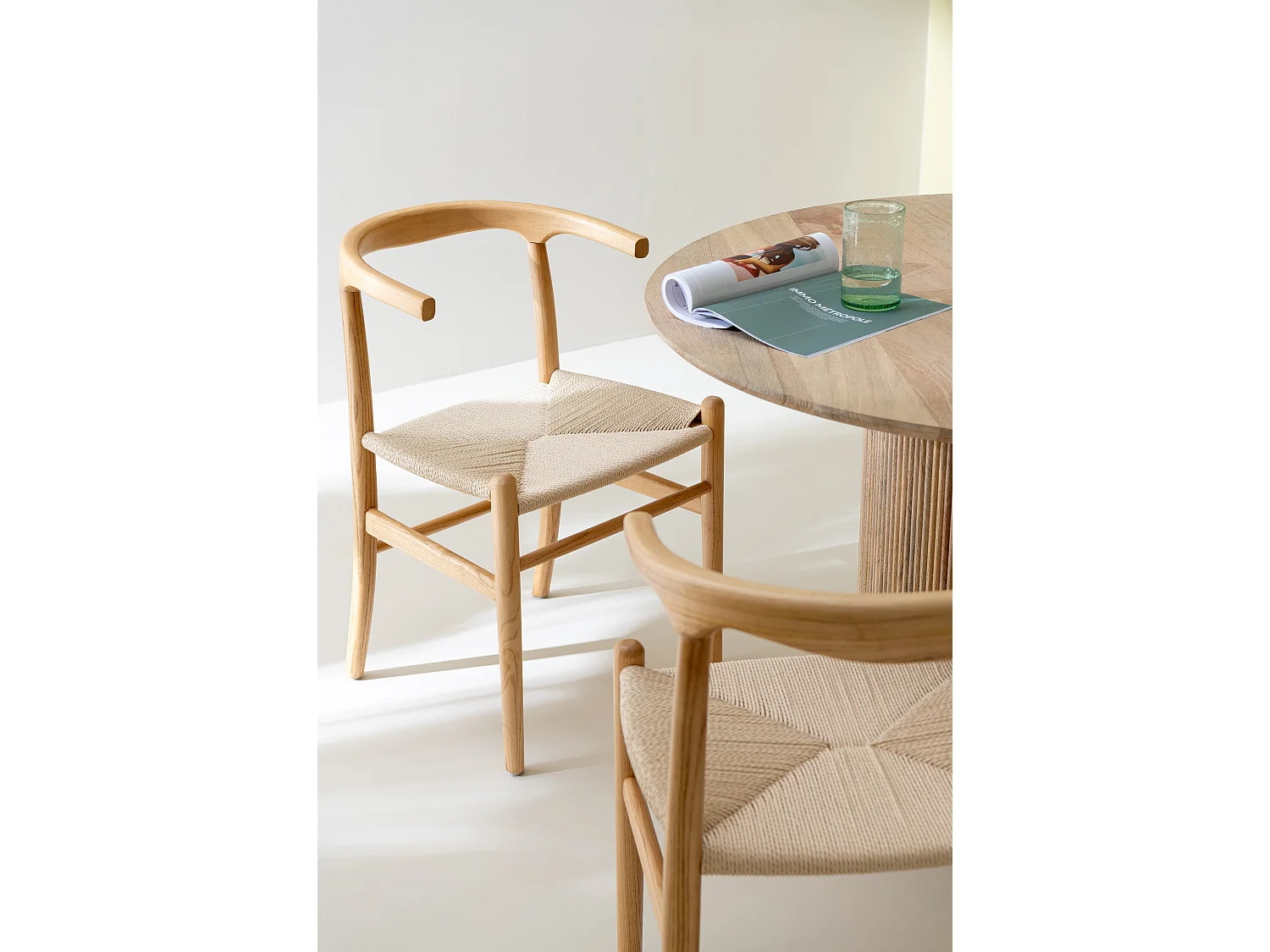 Chaise en bois de hêtre et corde TOON – L'élégance artisanale-Beige