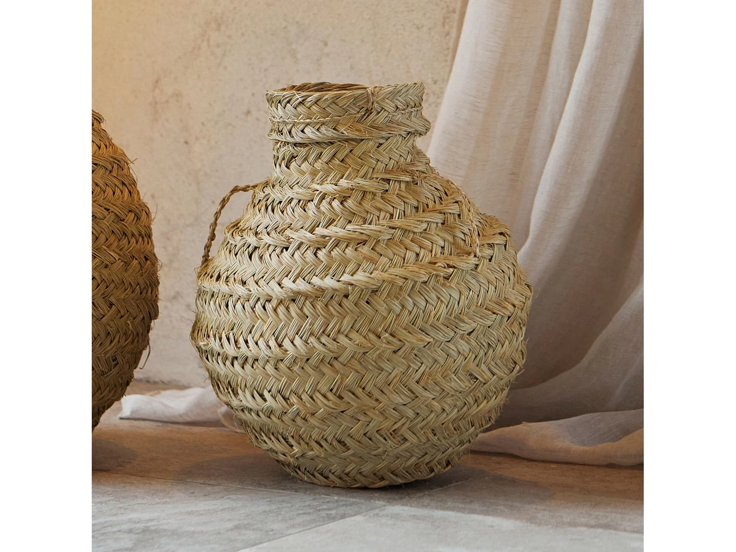 Gran cesta decorativa jarra