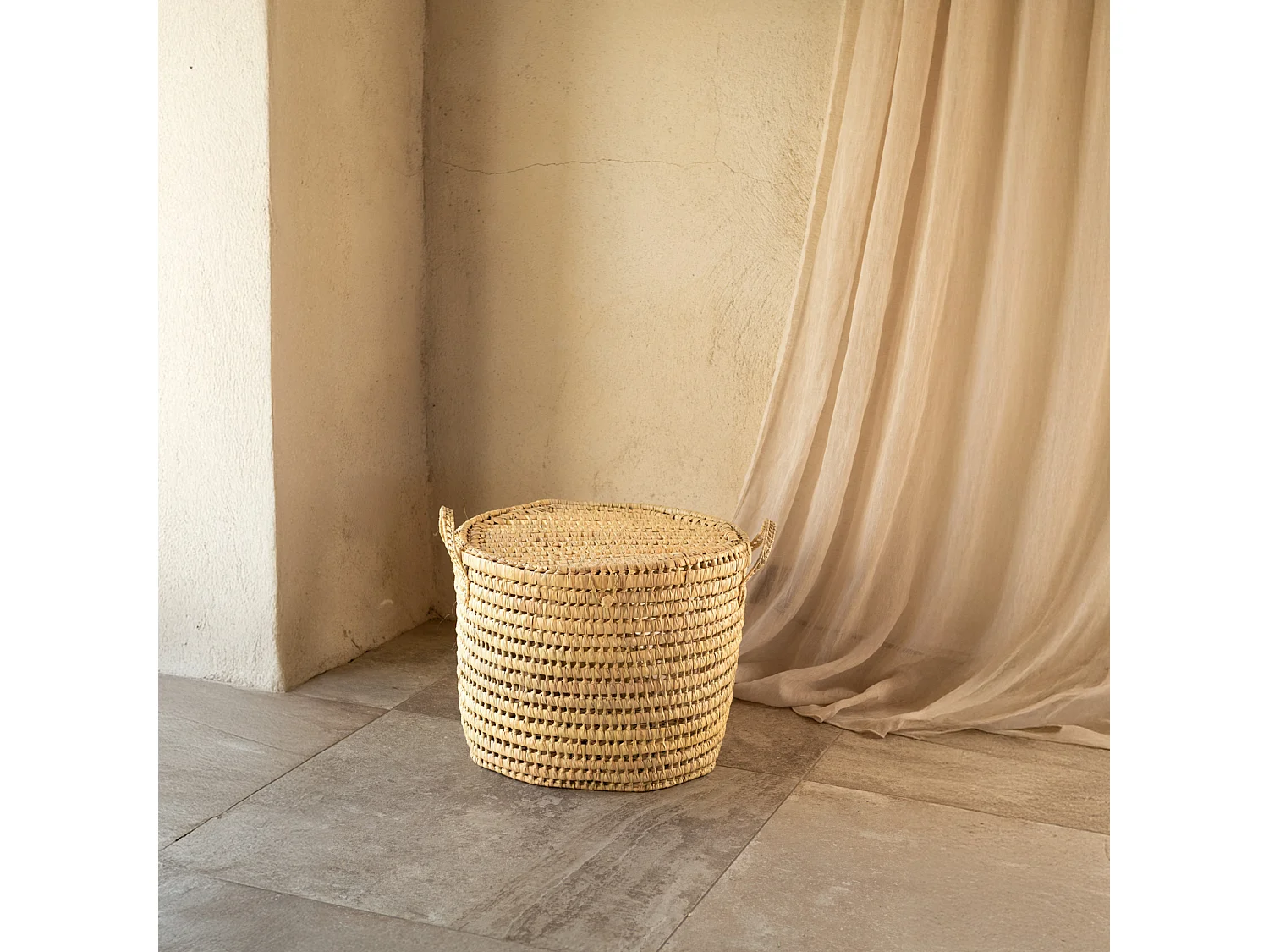 Baúl de almacenamiento de mimbre tejido a mano