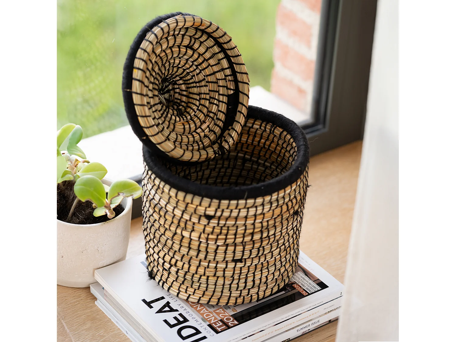 Panier avec couvercle laine