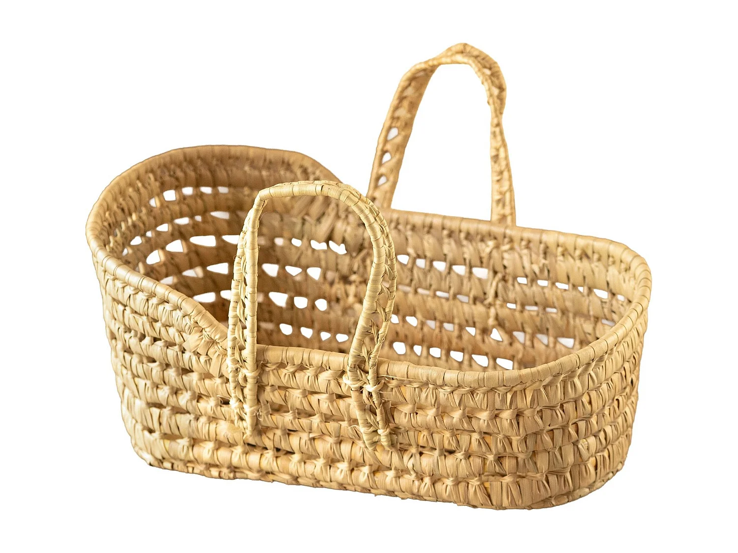 Cesto de mimbre para muñeca