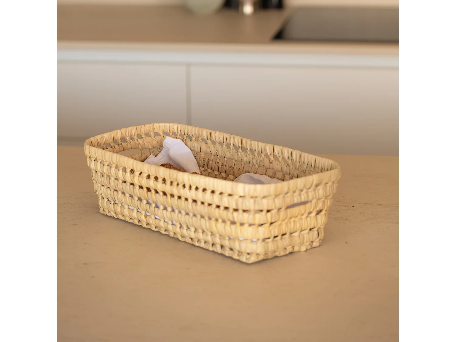 Cesta para pan de hojas de palma