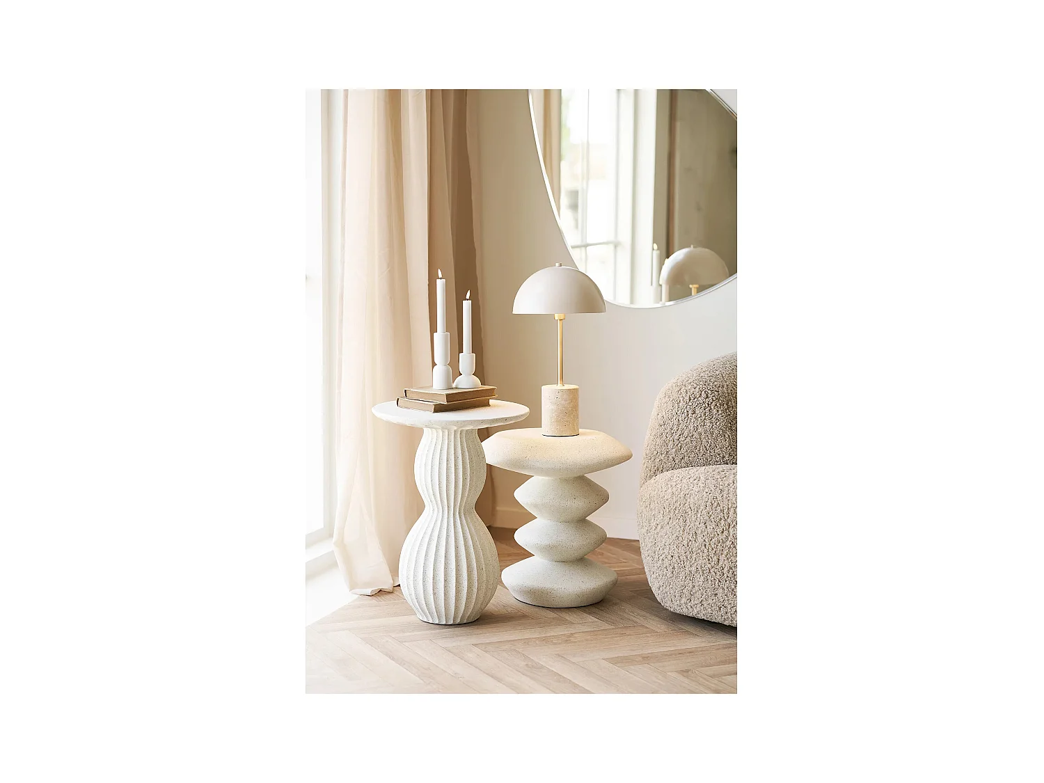 Olea Tischlampe beige.