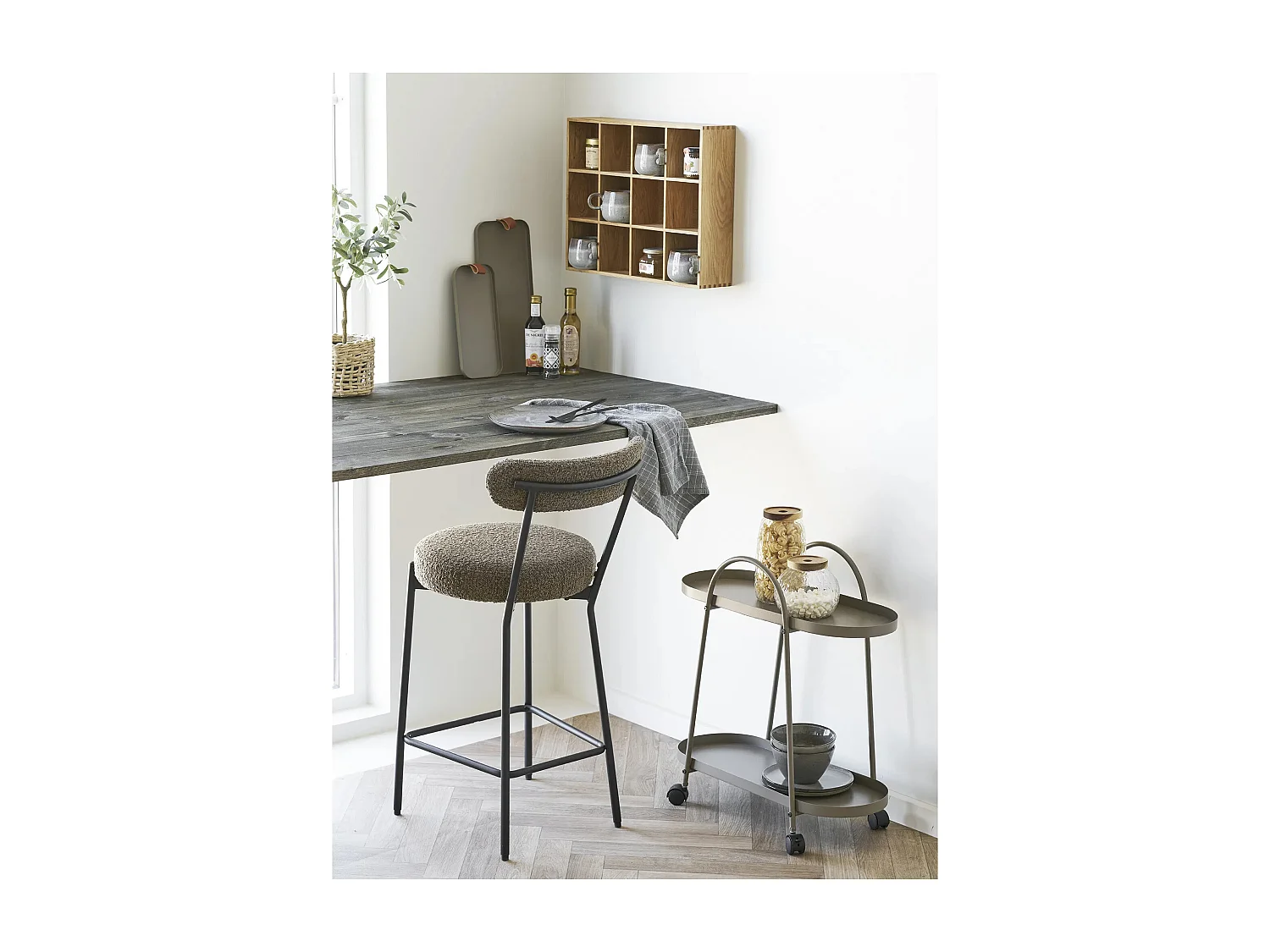 Chaise de bar en tissu bouclette et métal BADALONA - Hauteur d'assise 65cm-Marron