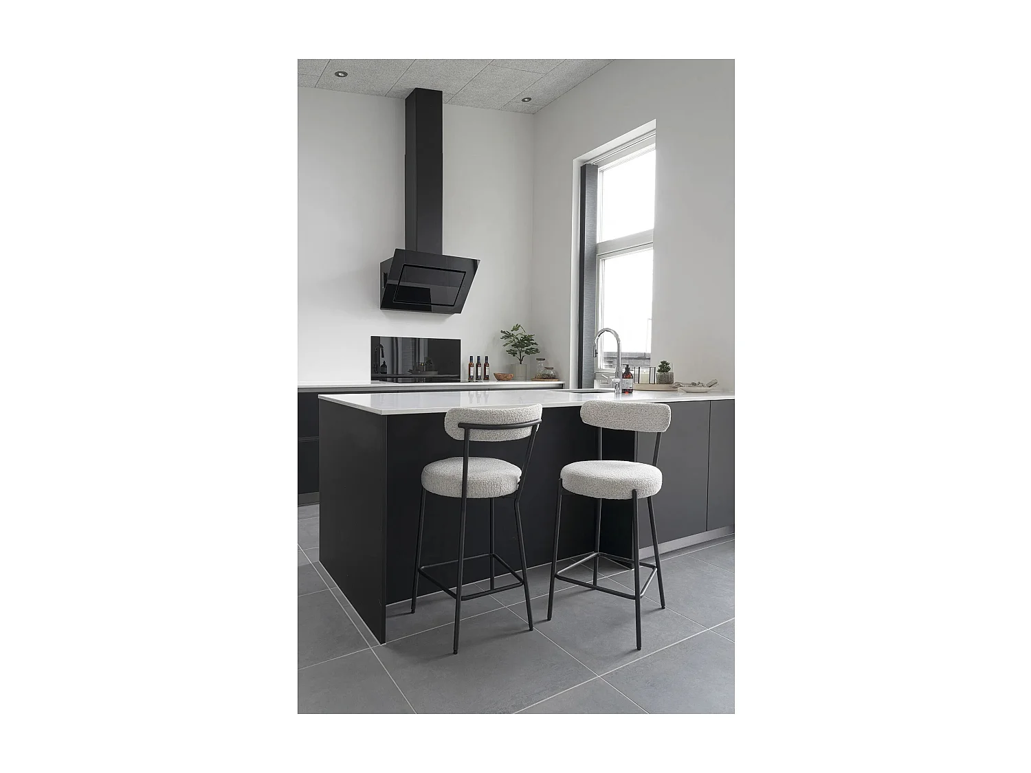 Chaise de bar en tissu bouclette et métal BADALONA - Hauteur d'assise 65cm-Marron