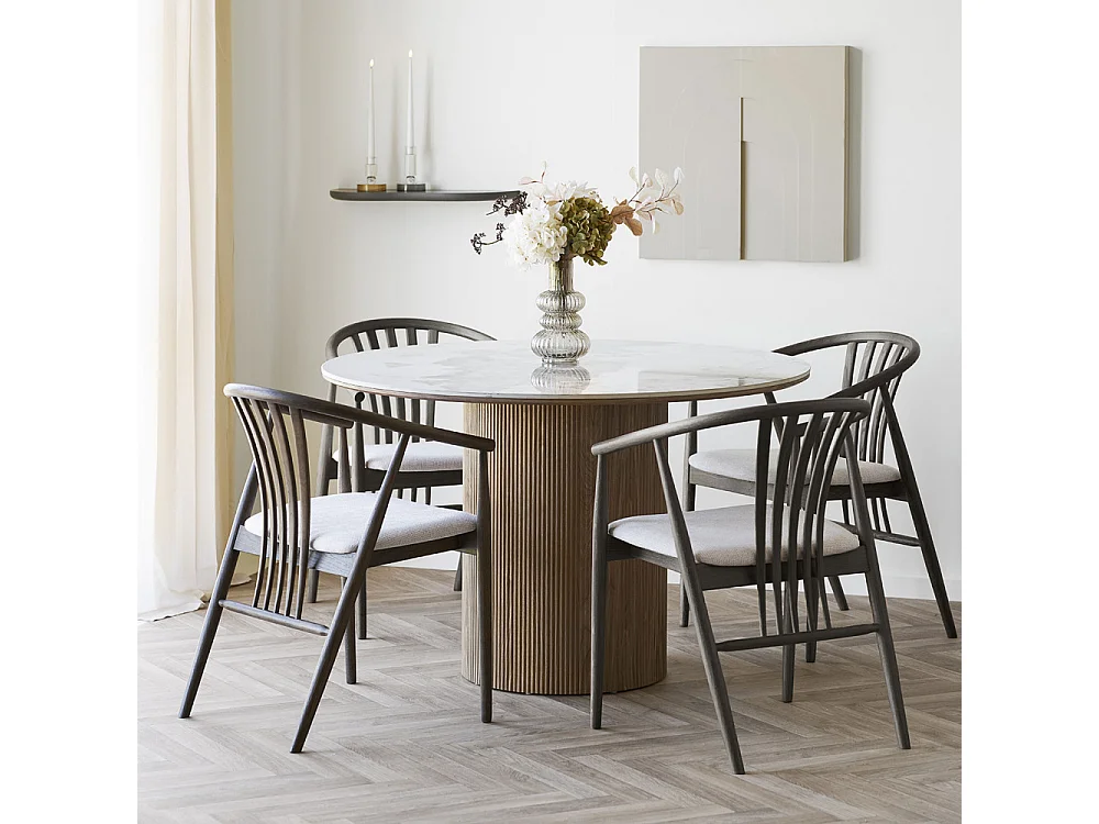 Nia wandplank bruin.