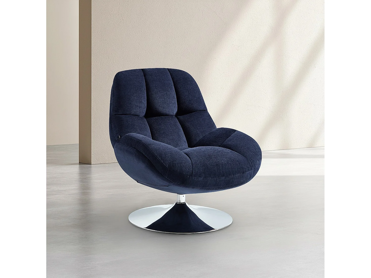 Fauteuil pivotant en tissu et métal chromé - Bleu nuit