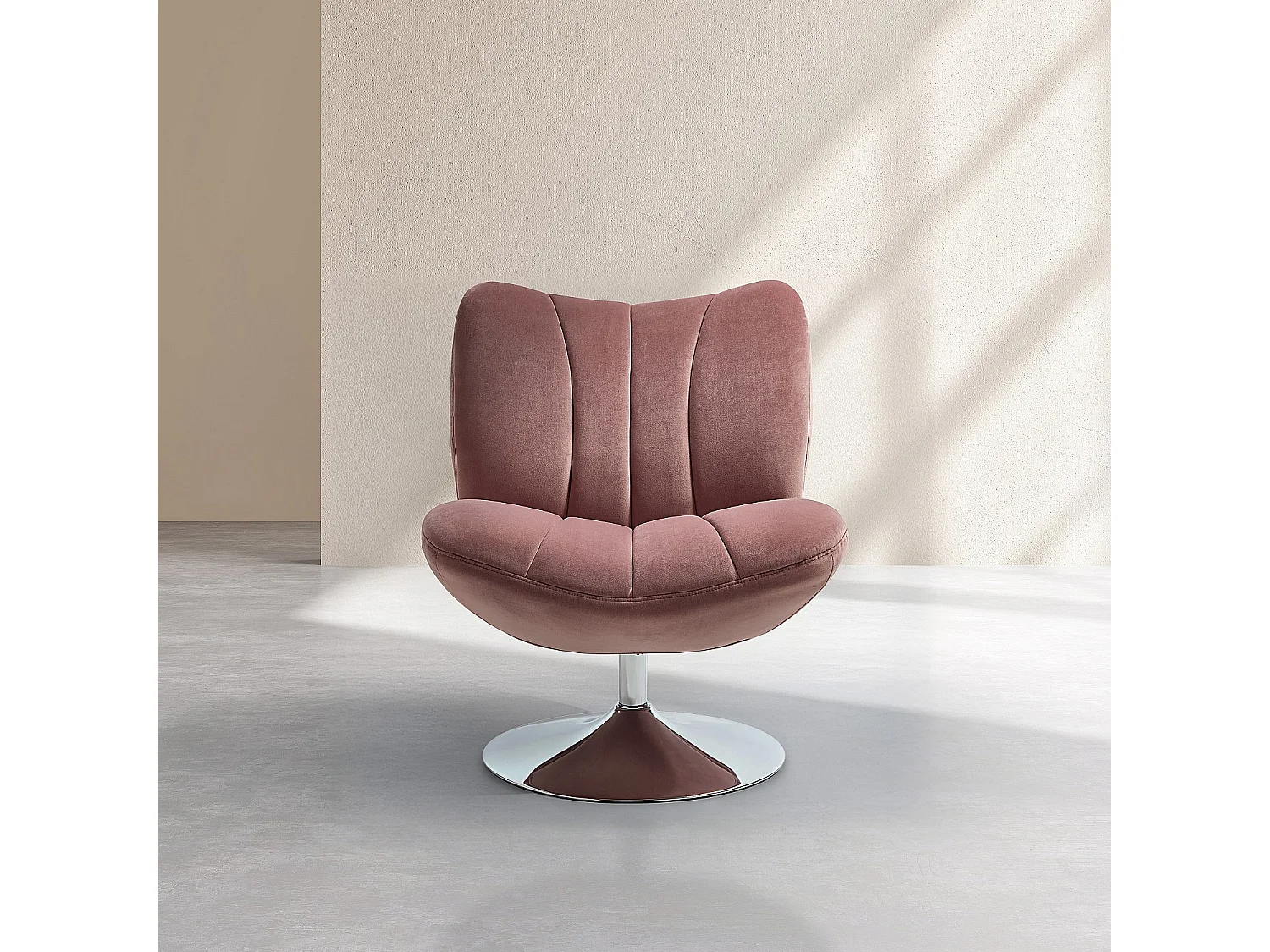 Fauteuil pivotant matelassé en tissu et métal chromé  - Vieux rose