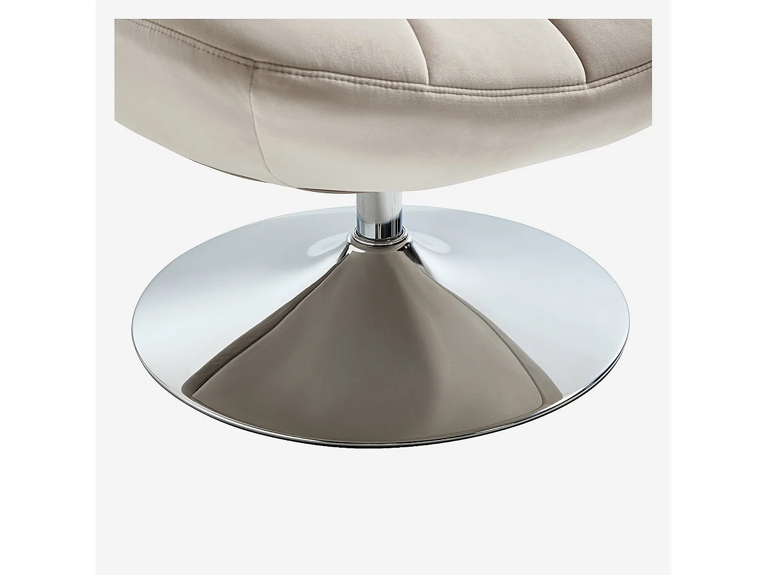 Habitat - Fauteuil pivotant matelassé en tissu et métal chromé  - Crème - Andrew