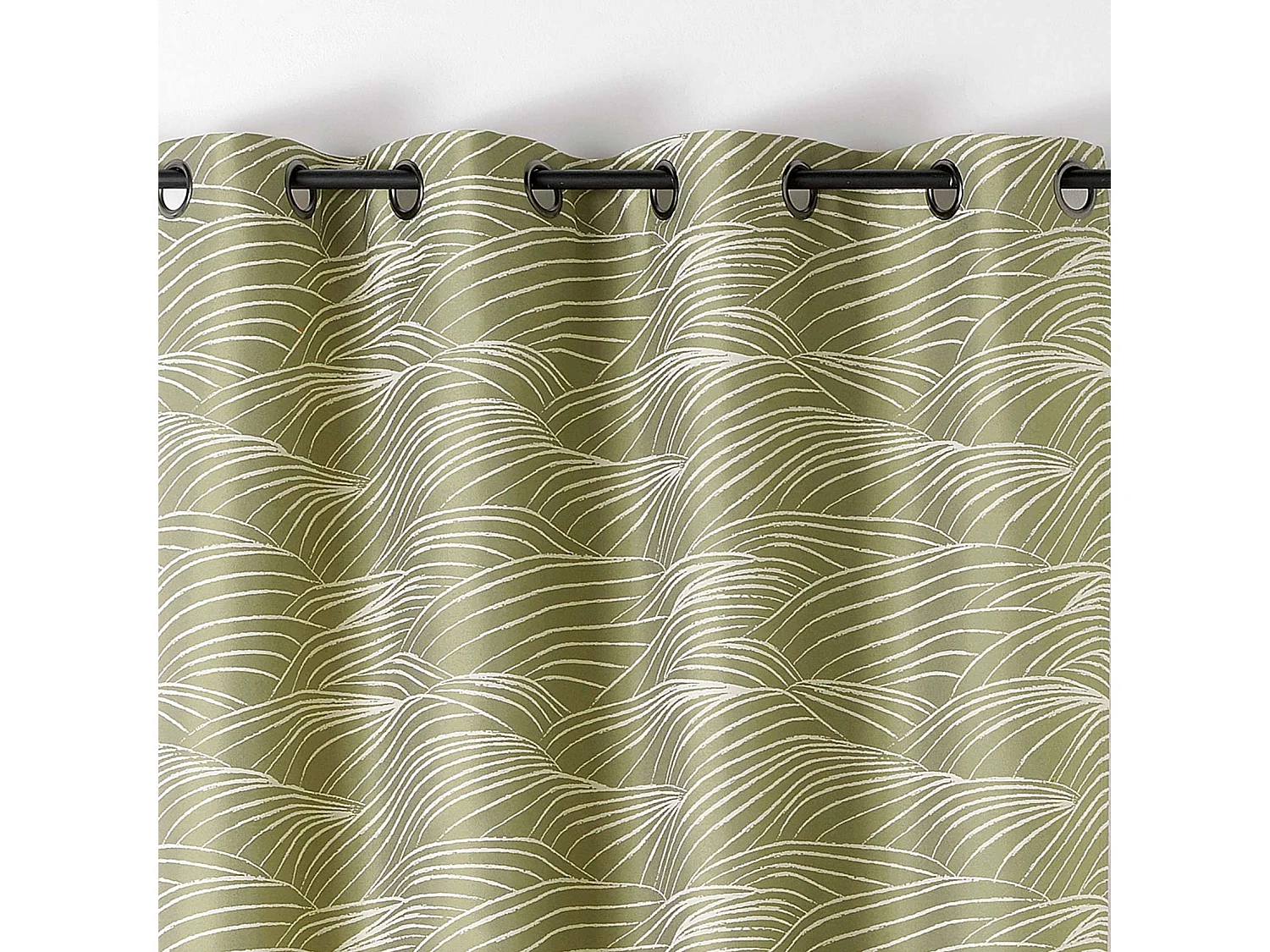 Cortina con motivos de laderas de viñedos