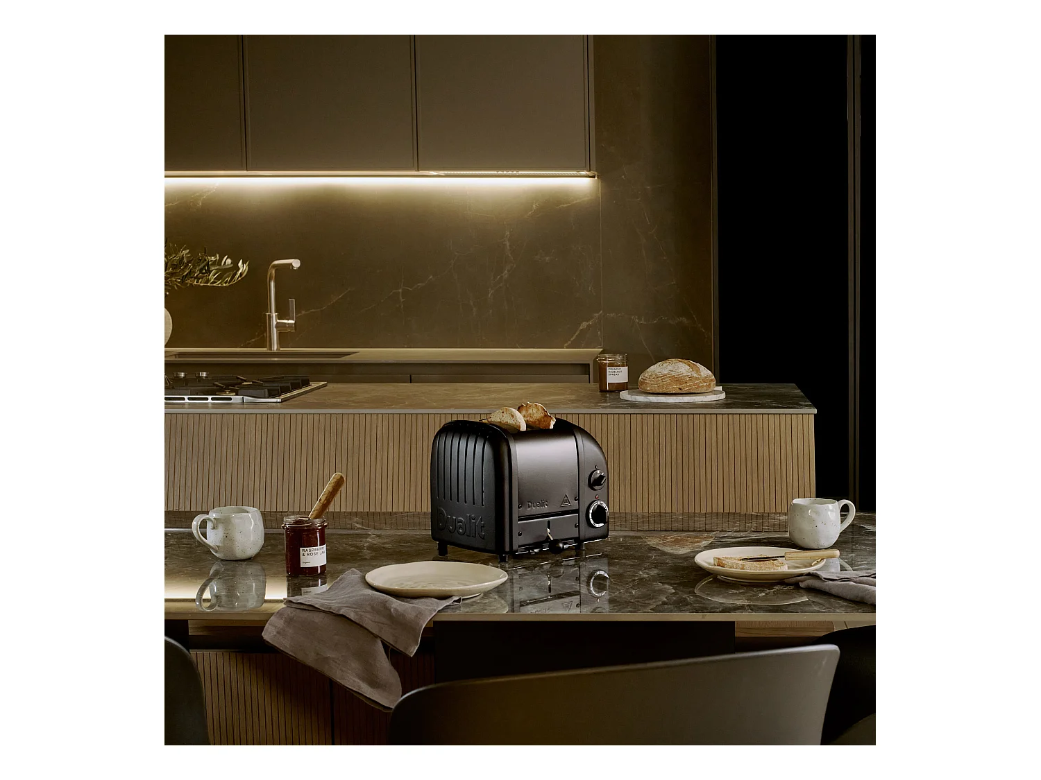 Dualit Grille-pain 2 fentes 1200w full noir mat - 27396