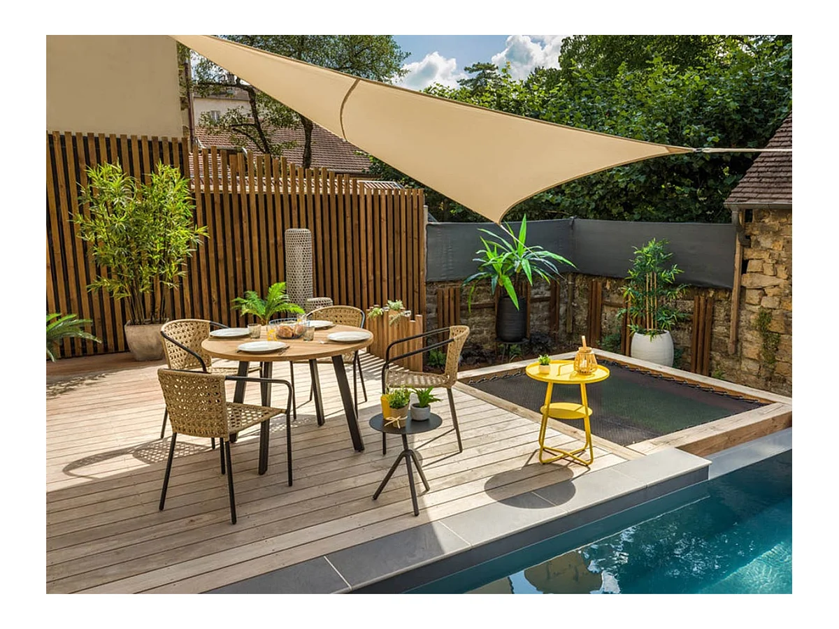 Table basse ronde en aluminium jaune Thasos Ø 50 cm - Jardiline