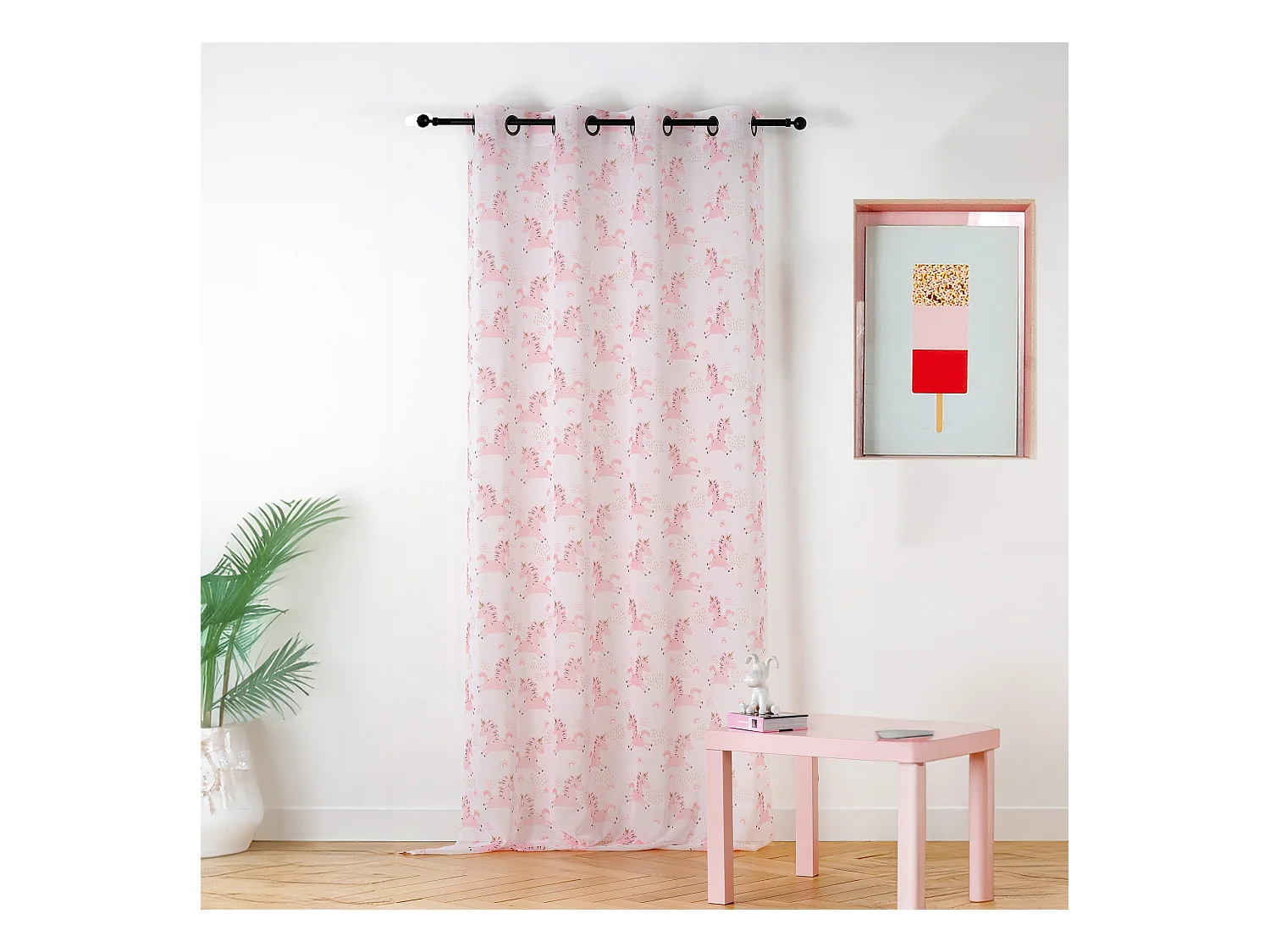 Voilage aux impressions de licornes