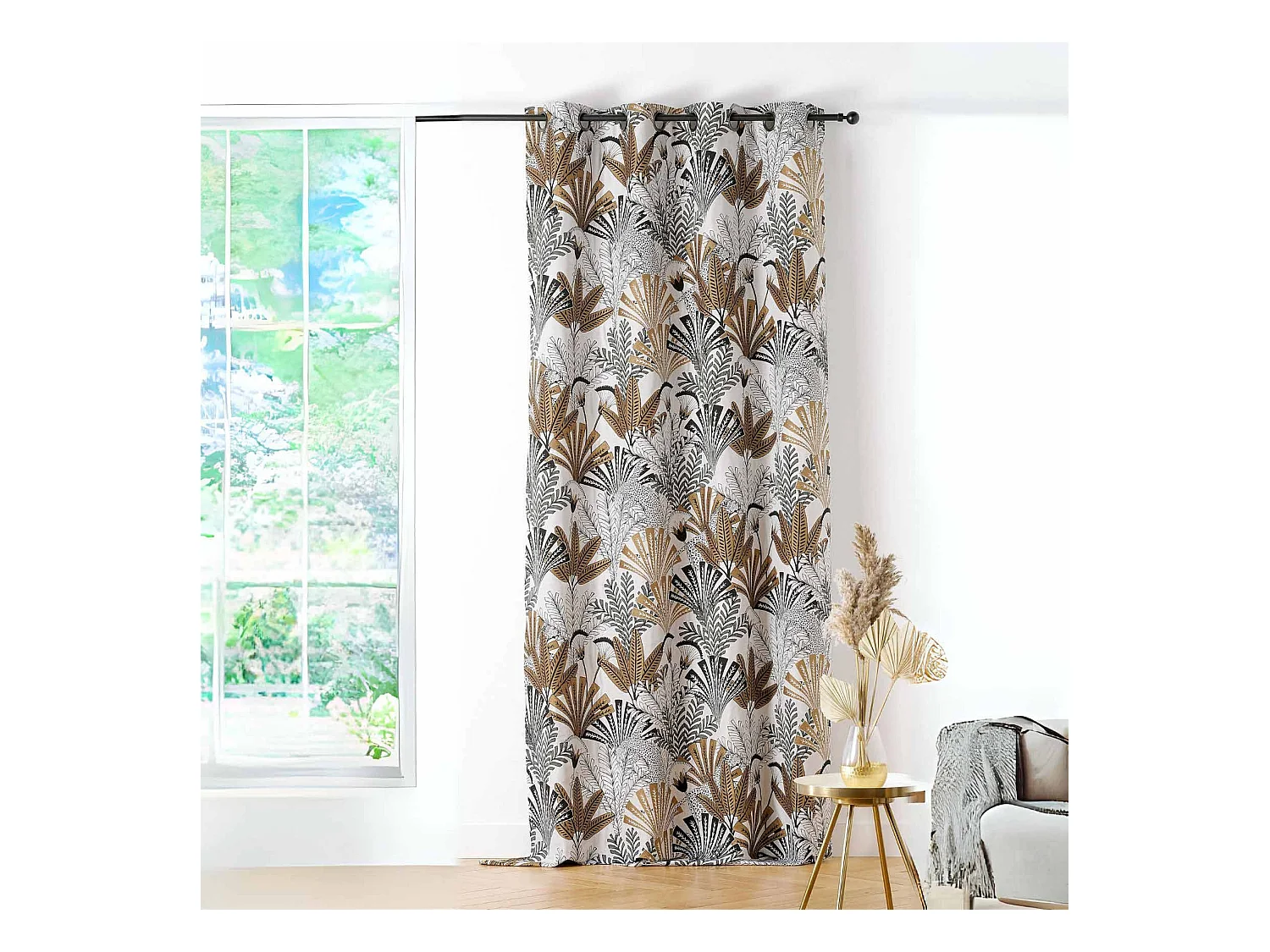 Cortina translúcida de estilo egipcio