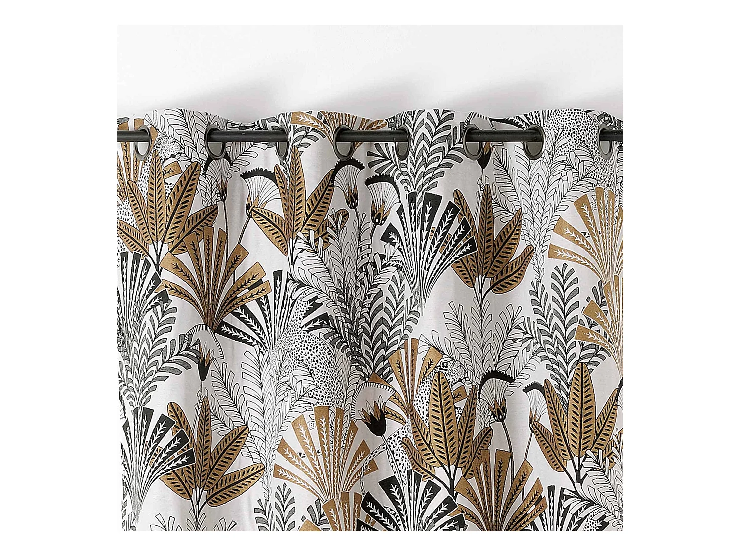 Cortina translúcida de estilo egipcio