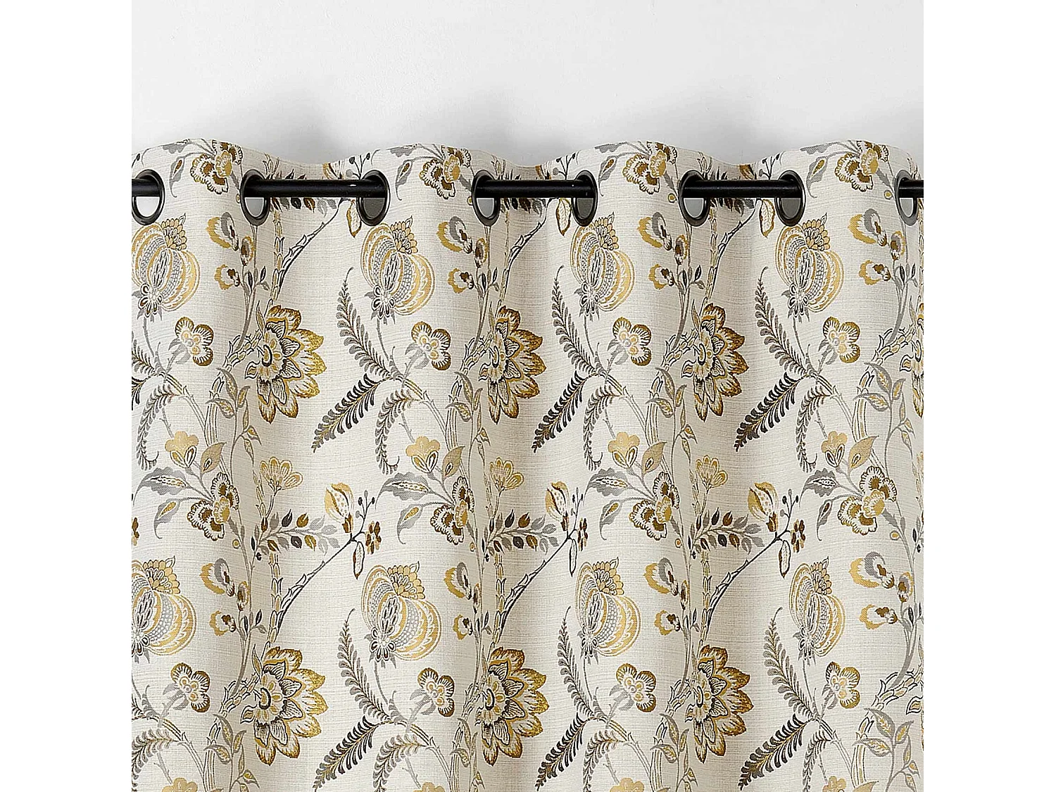 Cortina tamizante con estilo étnico