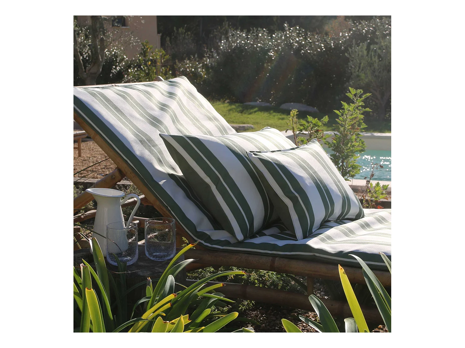 Pouf extérieur XXL à rayures