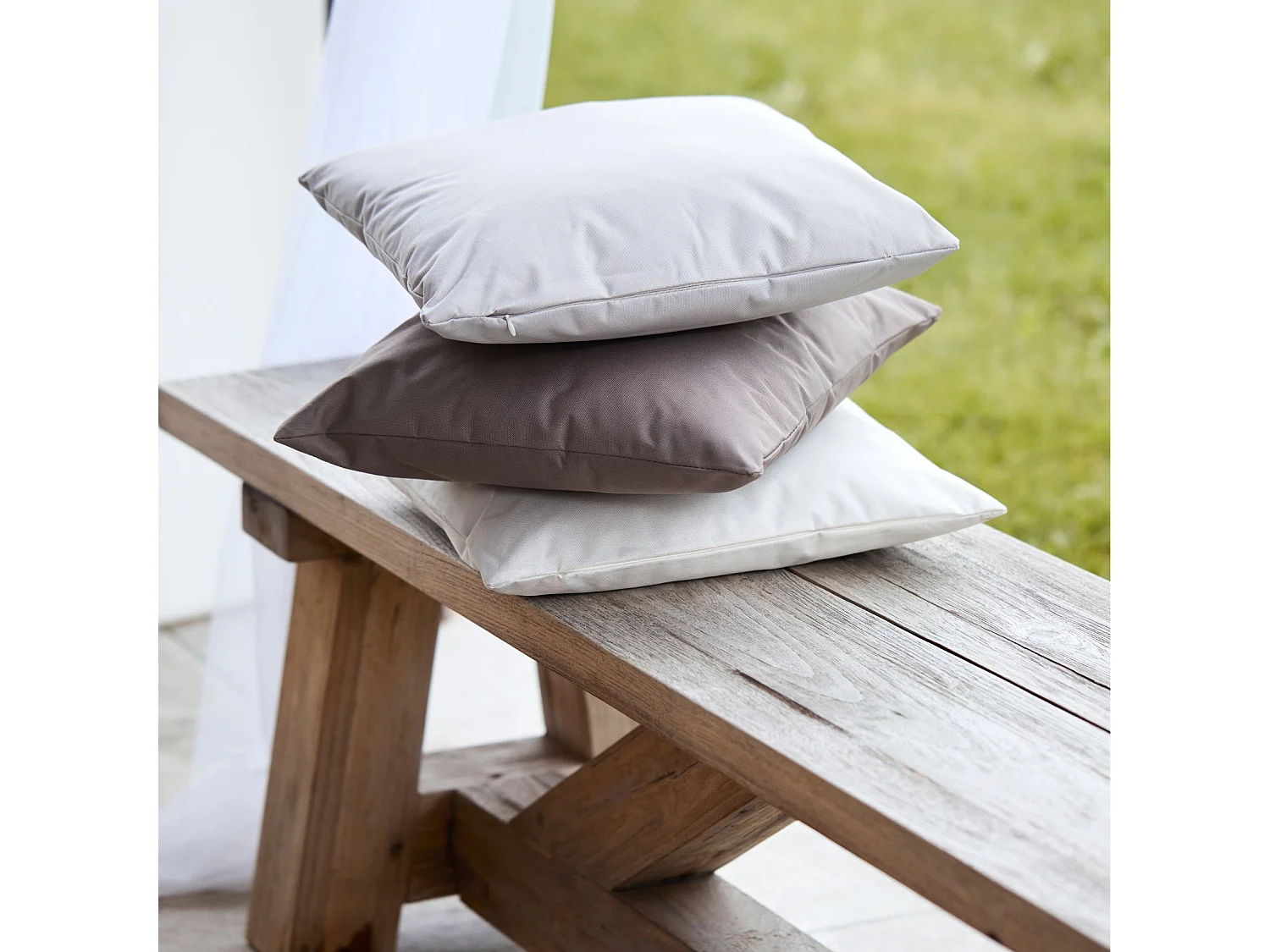 Coussin extérieur imperméable et déhoussable