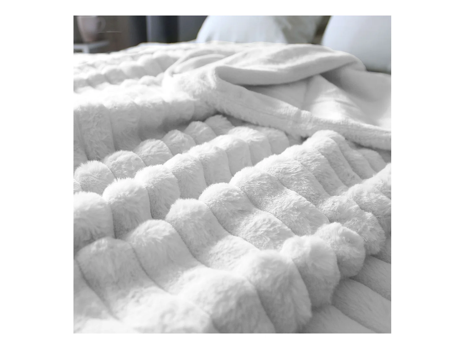 Manta efecto piel y franela