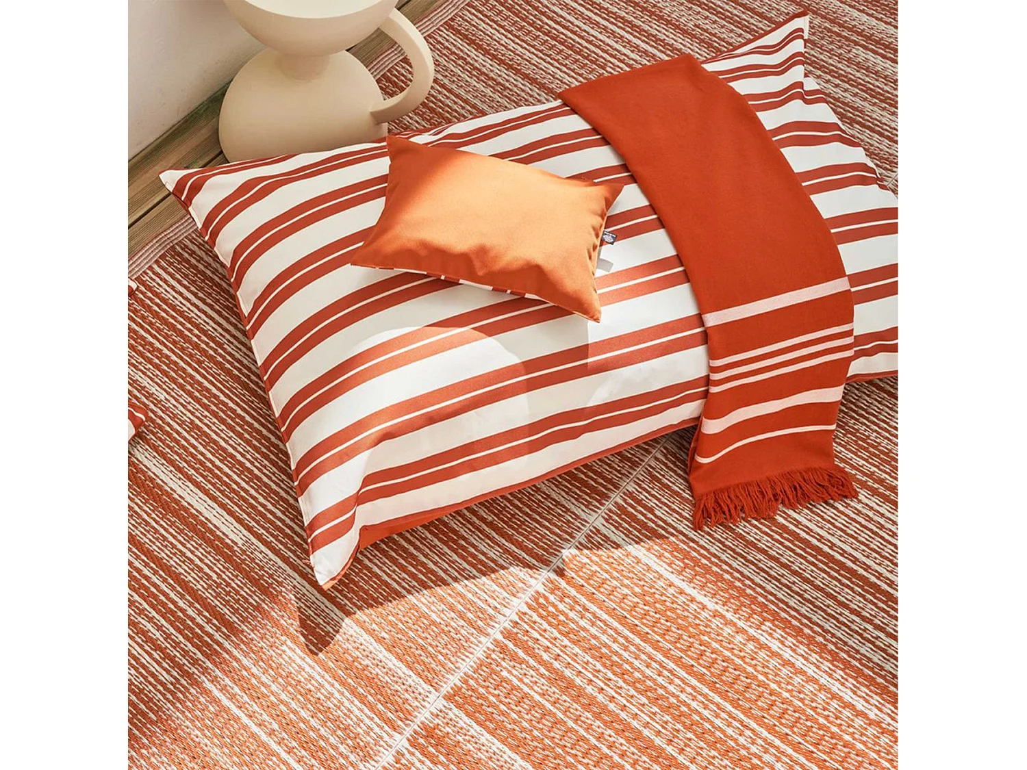 Pouf extérieur XXL à rayures