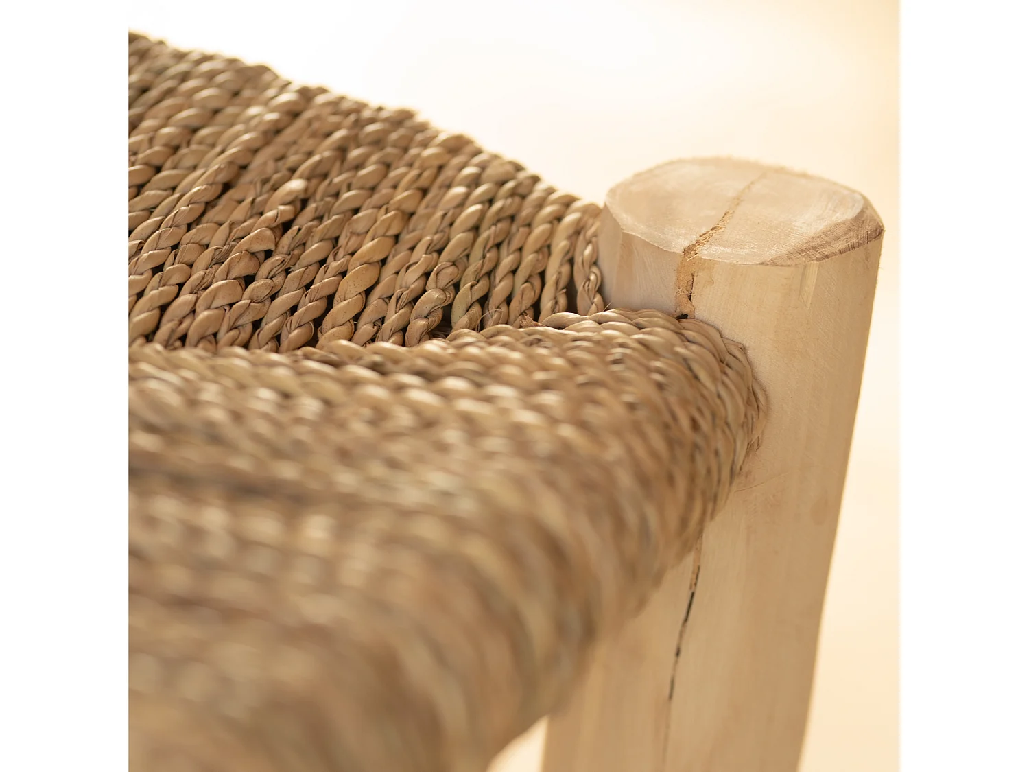 Silla infantil de madera de laurel y doum