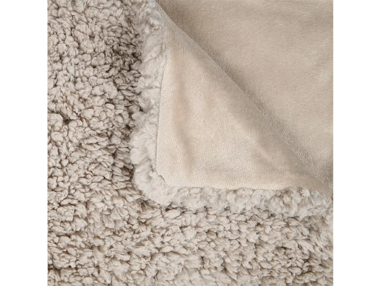 Plaid moelleux fausse fourrure