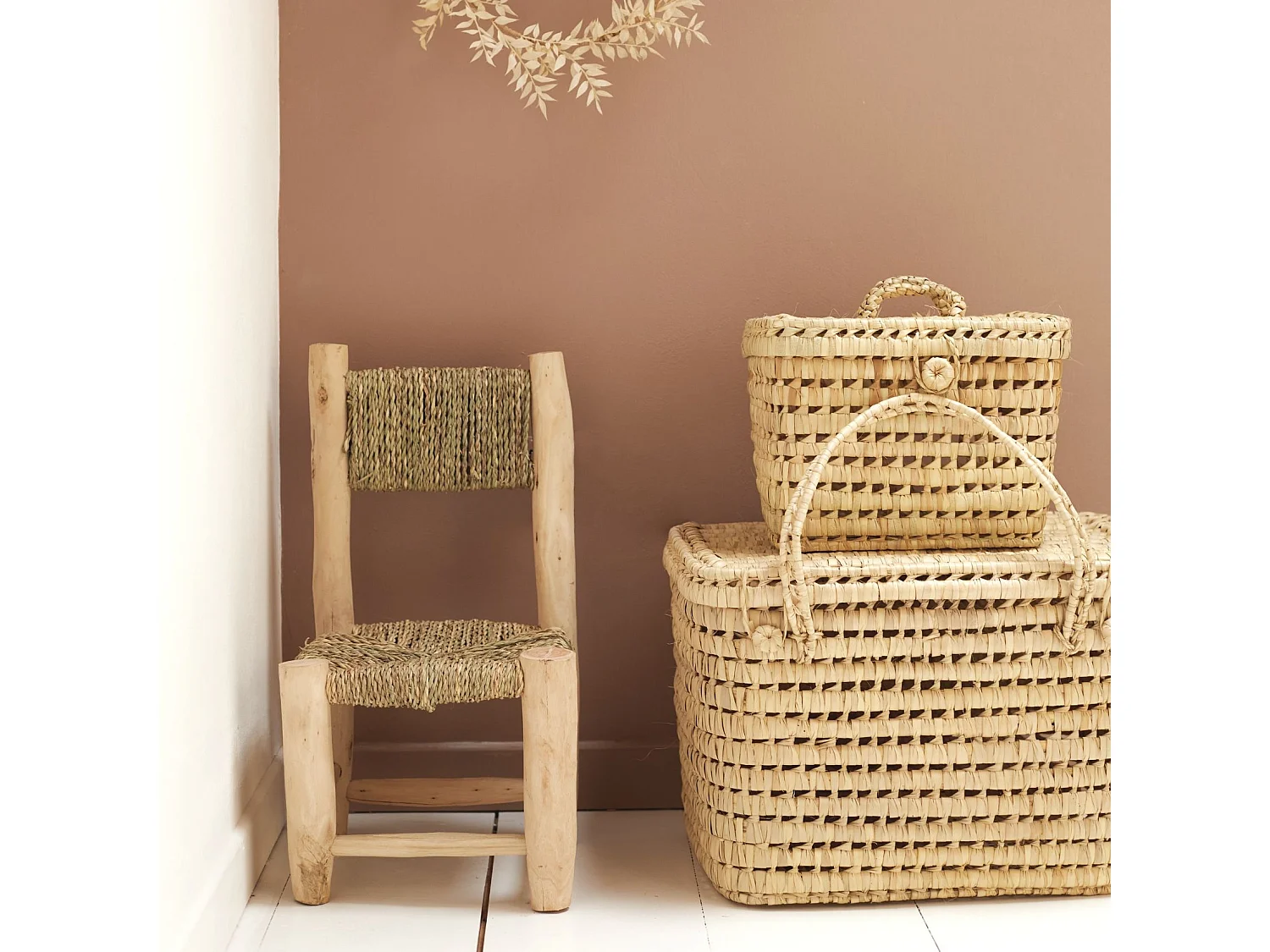 Chaise enfant bois de laurier et doum