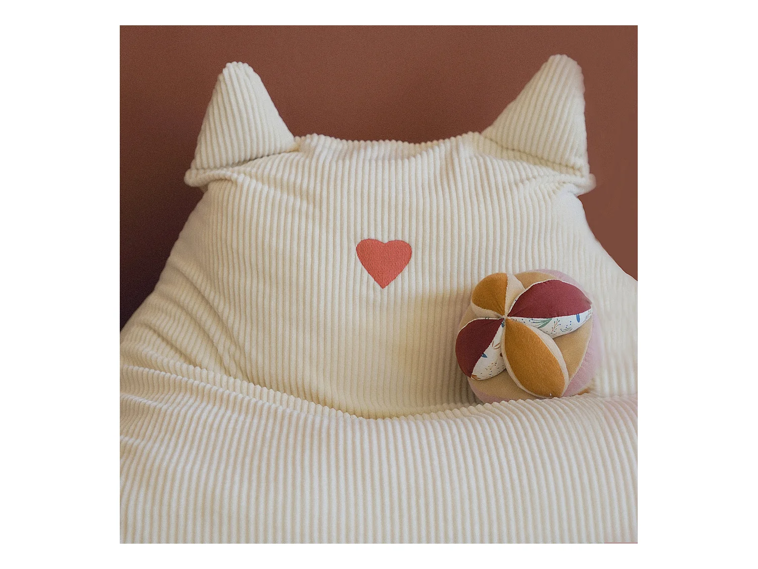 Fauteuil enfant en velours avec oreilles de félin