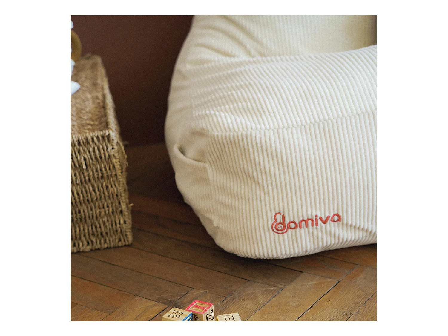 Fauteuil enfant en velours avec oreilles de félin