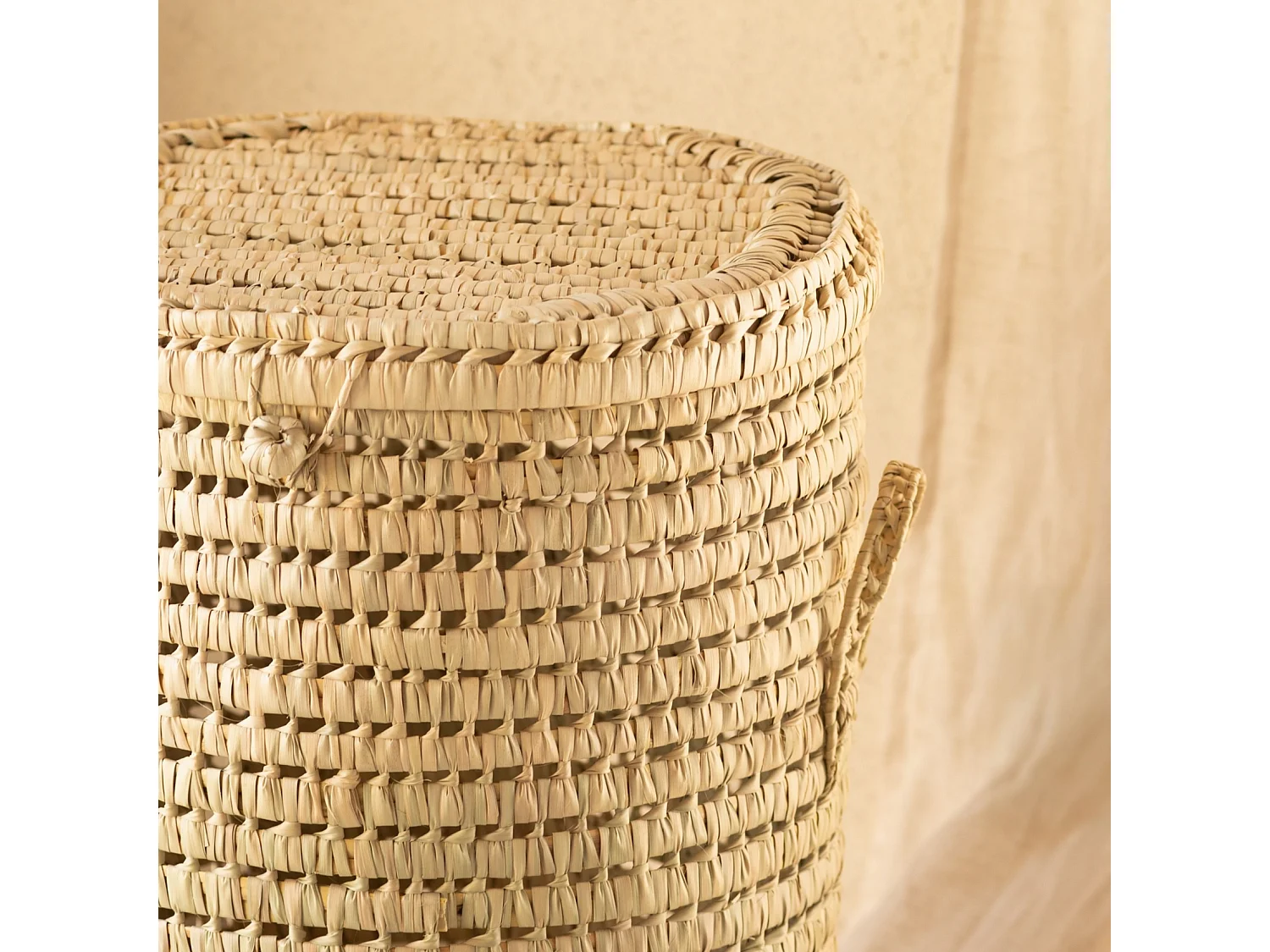 Cesta de ropa redonda con diseño de palma