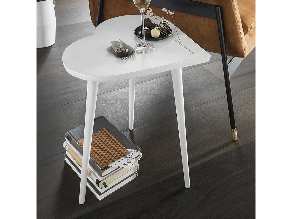 Herzform Beistelltisch aus Metall Dreifußgestell