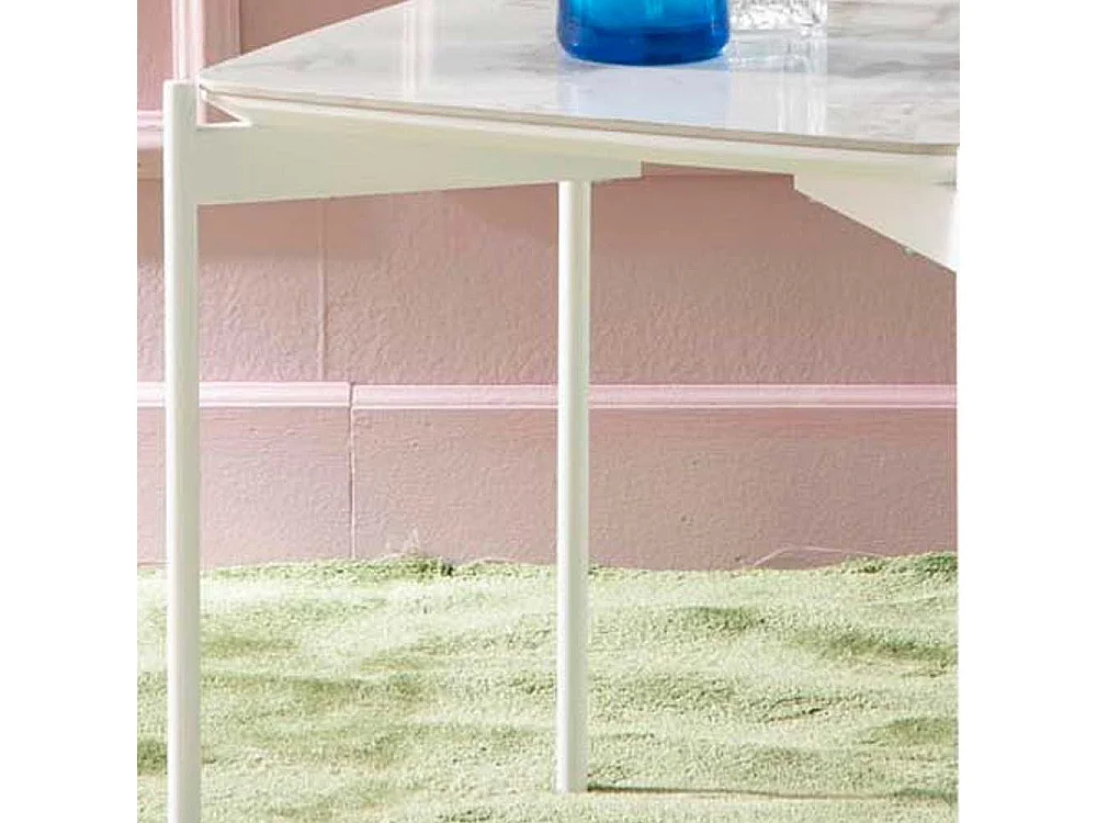 Quadratischer Beistelltisch in Weiß und Grau Keramik beschichtet