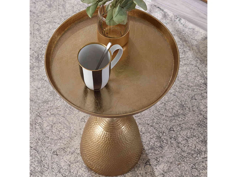 Goldener Beistelltisch aus Aluminium Hammerschlag Optik