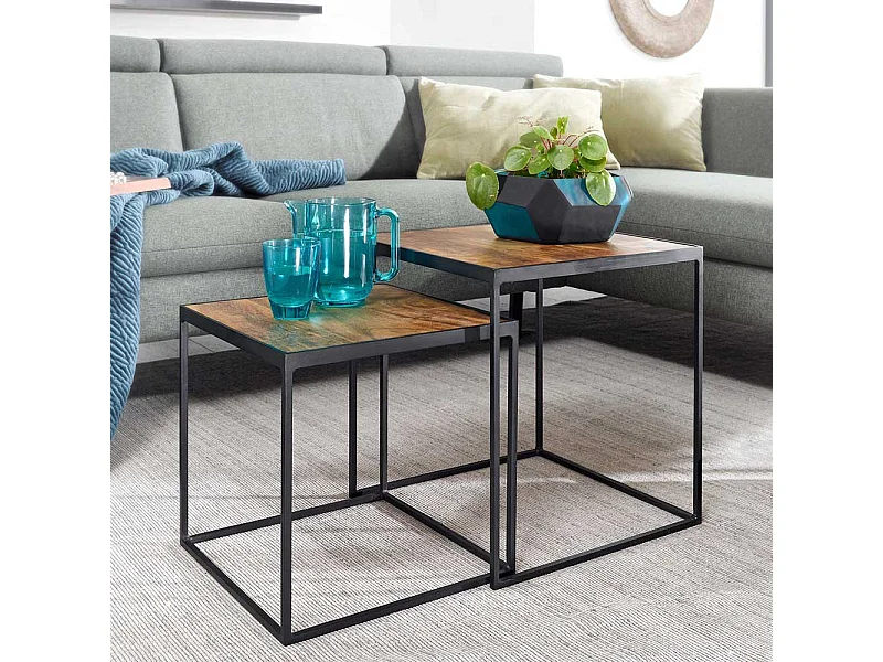 Industry Beistelltische aus Mangobaum Massivholz und Eisen quadratisch (zweiteilig)