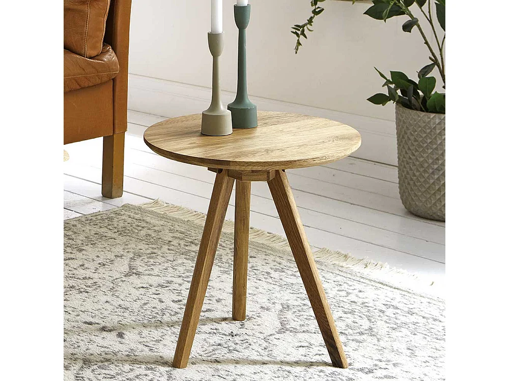 Runder Beistelltisch aus Eiche Massivholz geölt Dreifußgestell