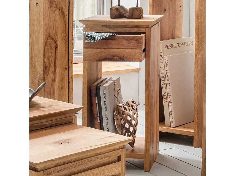 Beistelltisch aus Wildeiche Massivholz einer Schublade