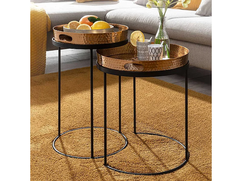 Zwei Beistelltische in Goldfarben und Schwarz orientalischen Stil (zweiteilig)