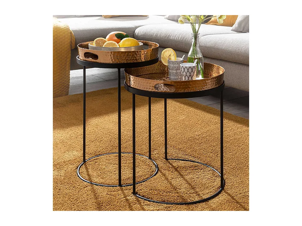 Zwei Beistelltische in Goldfarben und Schwarz orientalischen Stil (zweiteilig)