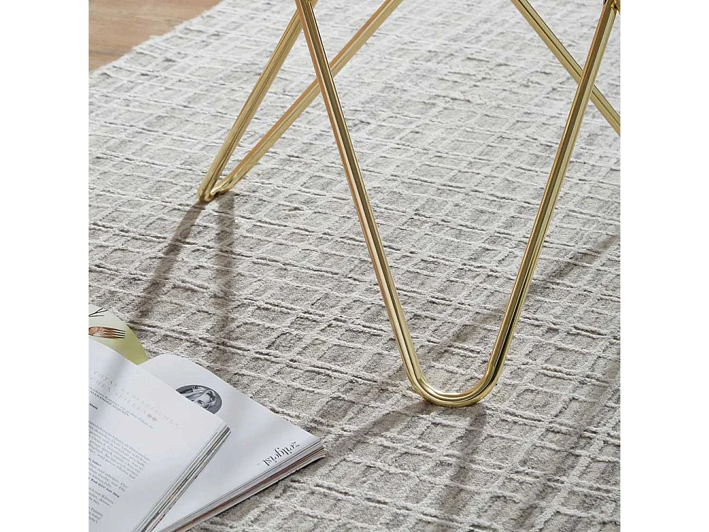 Couch Beistelltisch in Goldfarben und Marmor Optik rund